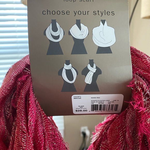 Loop Scarf - Picture 2 of 2